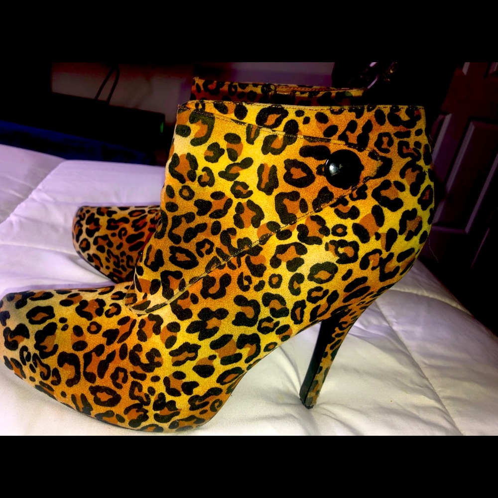 Cheetah print bootie